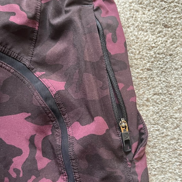 Mens Lululemon 9” Pacebreaker Lined Athletic Shorts Small - Picture 4 of 8